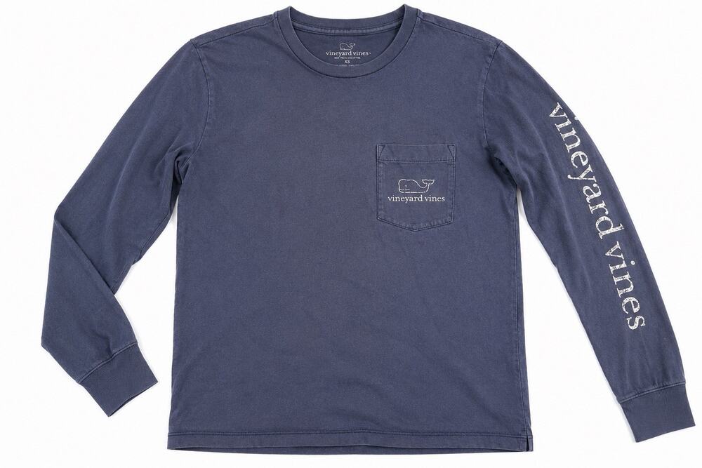 Vineyard Vines Mens XS Blue Long Sleeve Pocket T-Shirt Whale Graphic Cotton Tee